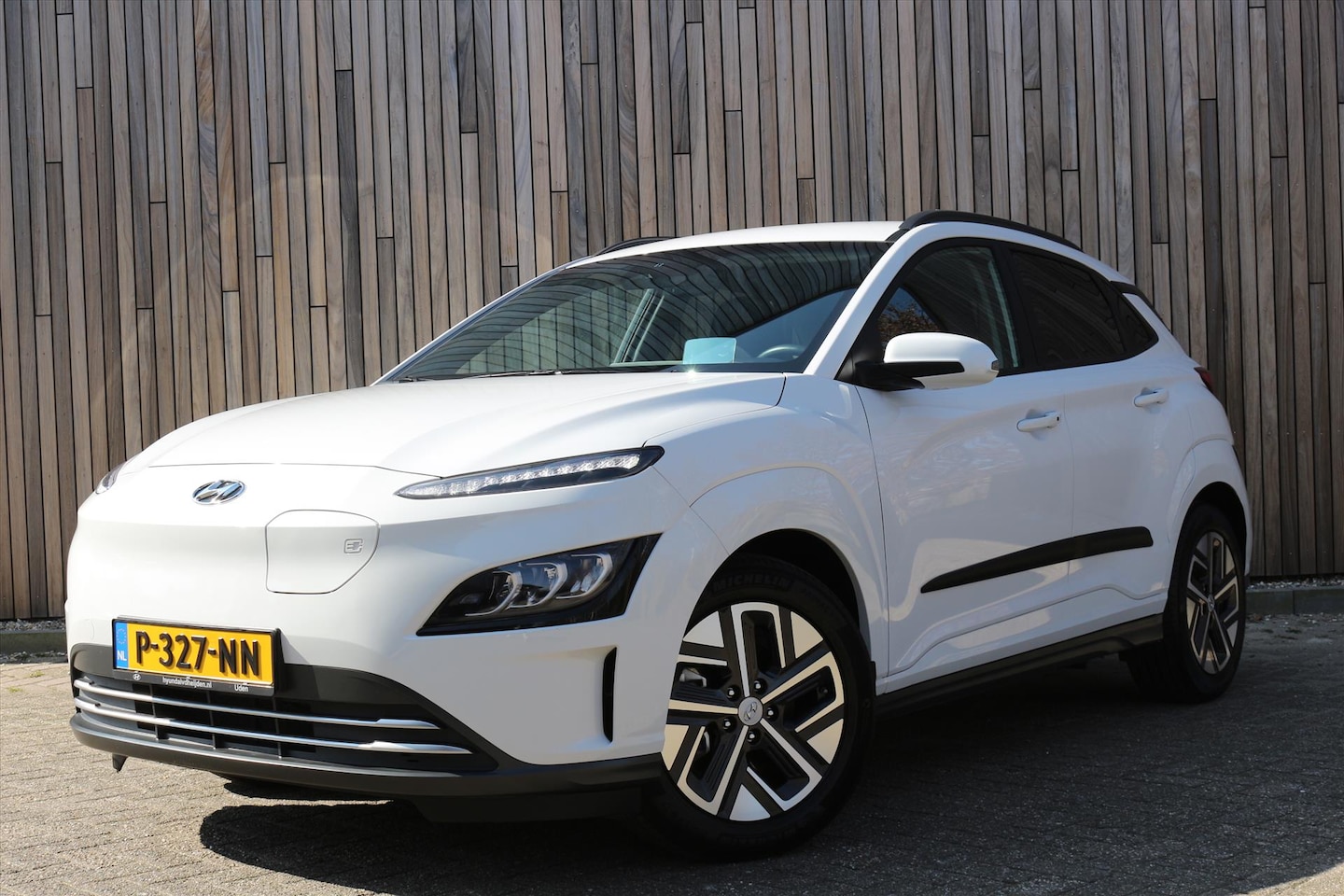 Hyundai Kona Electric - EV 204pk 2WD Comfort Smart RIJKLAAR - AutoWereld.nl