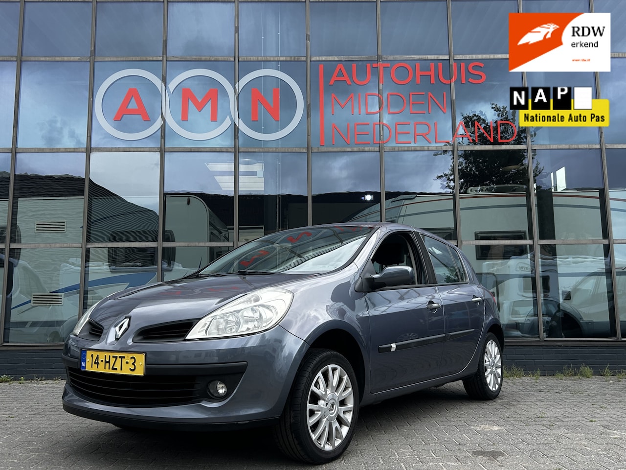 Renault Clio - 1.2-16V Cruisectr,Airco,Carplay,LMV16” - AutoWereld.nl
