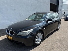 BMW 5-serie Touring - 523i - Automaat - Dealer Onderhouden