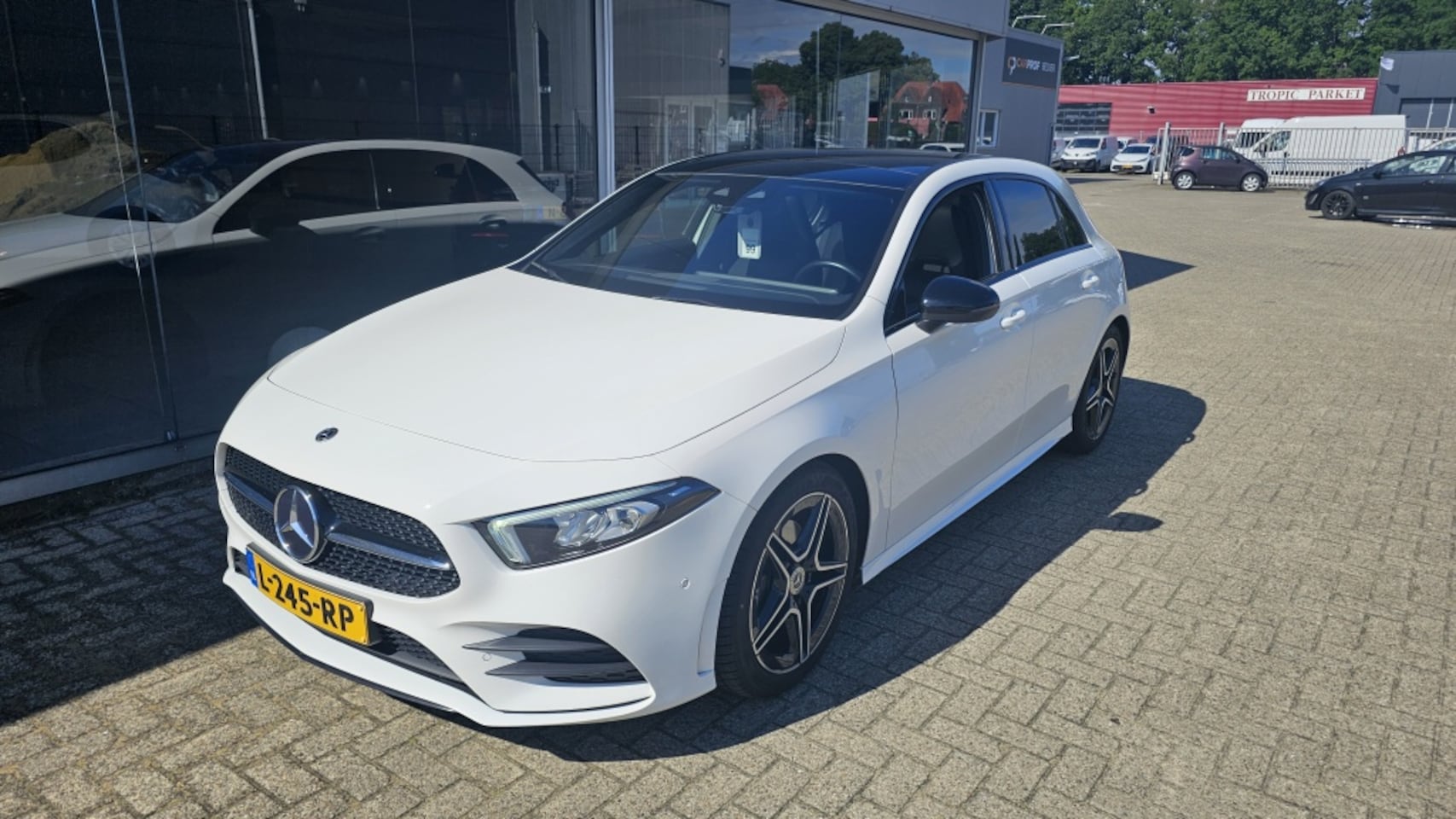 Mercedes-Benz A-klasse - 180 Bns Solution AMG - AutoWereld.nl
