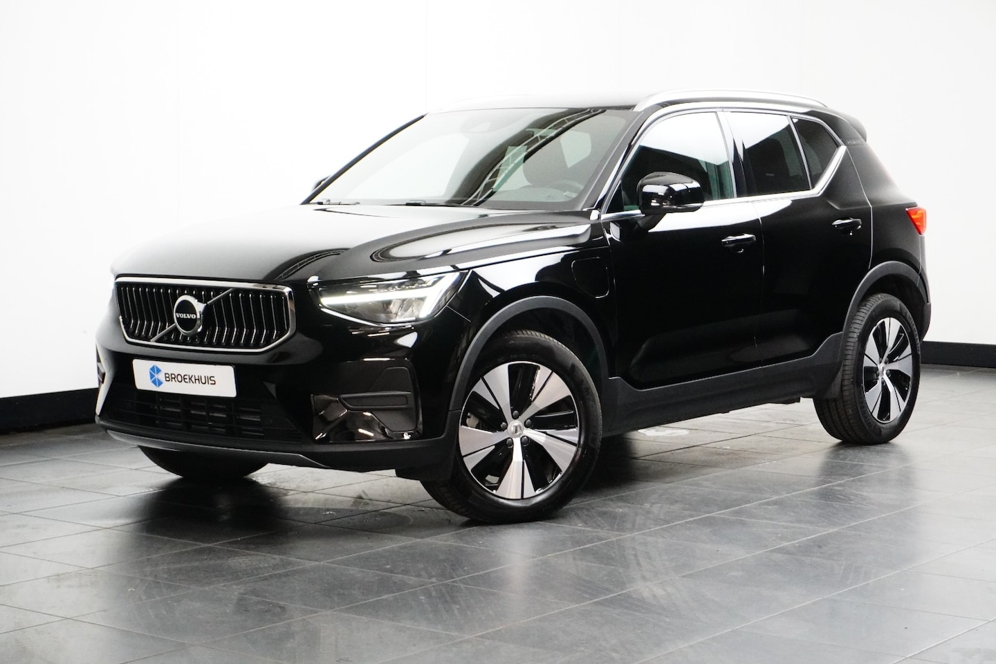 Volvo XC40 - Recharge T4 Core Bright | Cruise Control | Keyless | Camera | Park-Assist | DAB - AutoWereld.nl