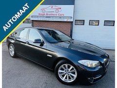 BMW 5-serie - 523i EXE AUT LEER NAVI XENON Y-TIMER INRUIL MOG