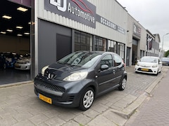 Peugeot 107 - 1.0-12V XS