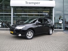 Mitsubishi Outlander - 2.0 Intense|Trekhaak|Rijklaar