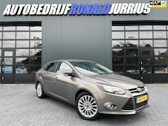Ford Focus - 1.6 TI-VCT First Edition NL.Auto/Navigatie/17Inch/Goed onderhouden