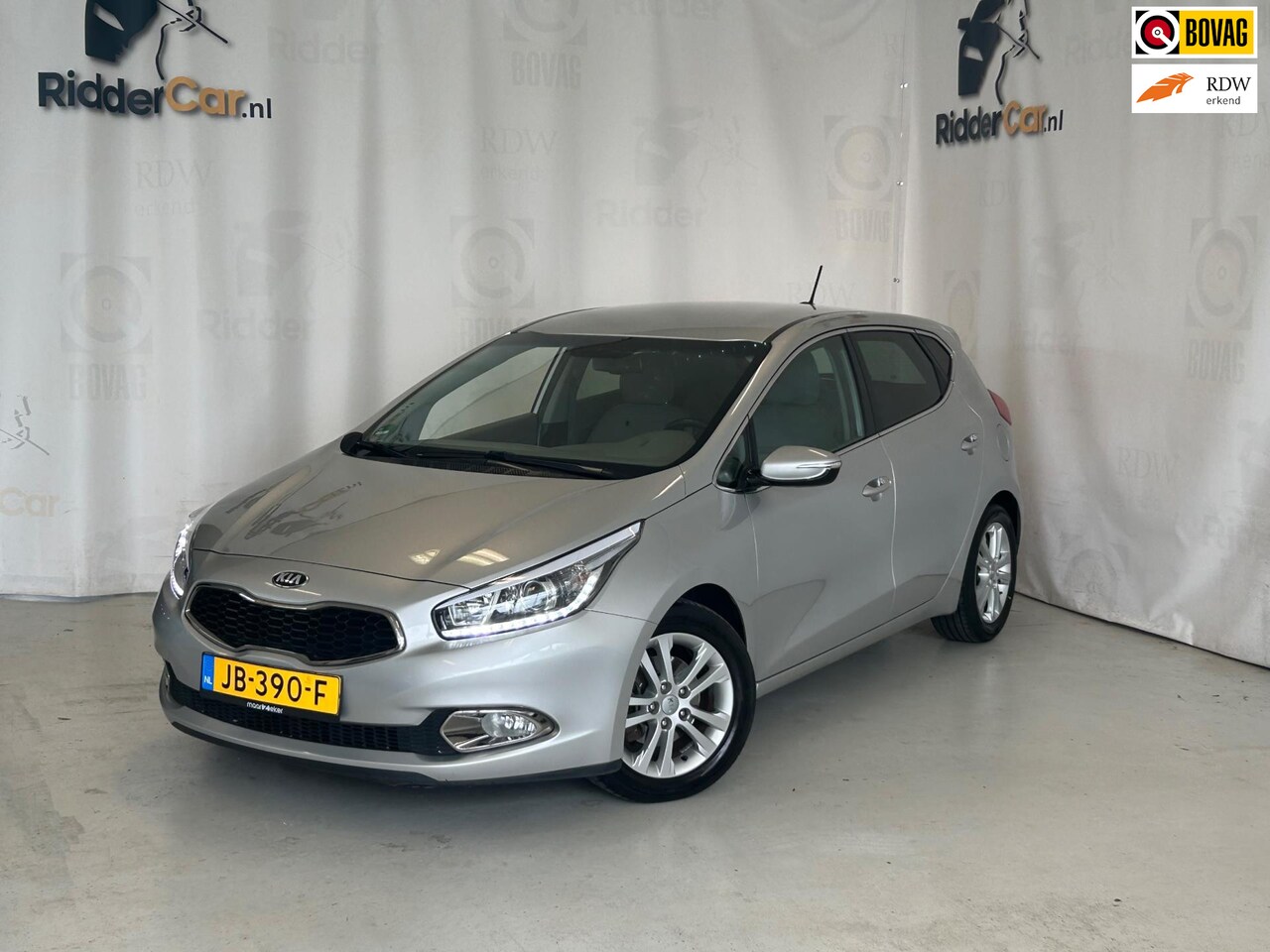 Kia Cee'd - 1.6 GDI Comfort Pack|AUTOMAAT|CRUISE|NAVI|TREKHAAK|PARK SENS| - AutoWereld.nl