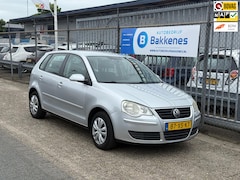 Volkswagen Polo - 1.4-16V Optive | Airco | Trekhaak