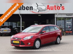 Ford Focus Wagon - 1.6 TDCI ECOnetic Lease Titanium Navigatie, Climate control, Cruise control, Trekhaak