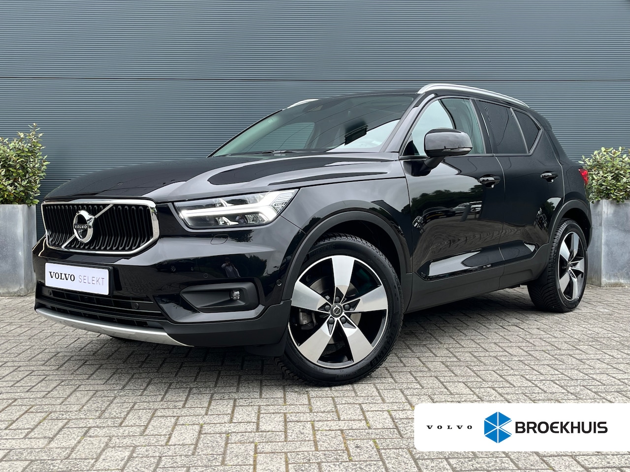 Volvo XC40 - 2.0 T5 AWD Intro Edition | Audio installatie premium | Cruise control adaptief | Dodehoekd - AutoWereld.nl