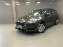 Ford Focus Wagon - Trend 1.0 EcoBoost 125pk | Trekhaak | Stoelverwarming | Cruise control |
