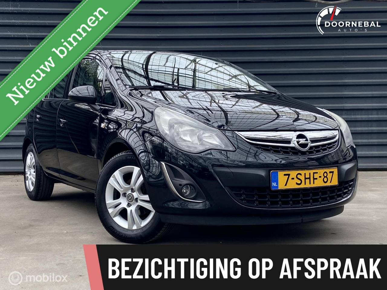 Opel Corsa - 1.2-16V Design Edition / STOEL+STUURVERW / LAGE KM - AutoWereld.nl