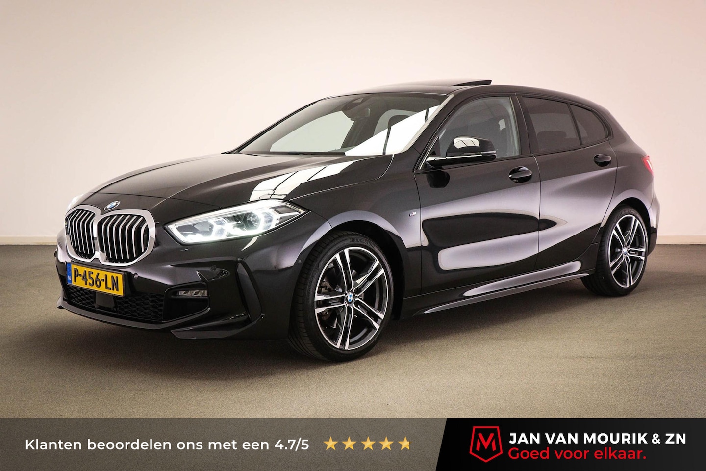 BMW 1-serie - 118i High Executive | PANORAMADAK | SPORTSTOELEN - AutoWereld.nl