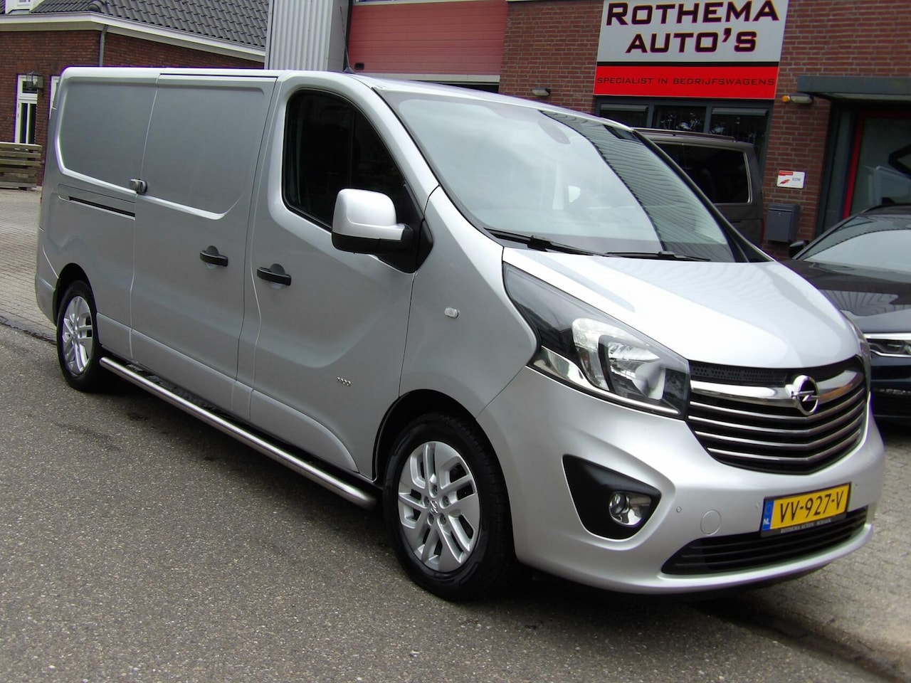 Opel Vivaro - bestel 1.6 CDTI L2H1 DC Edition EcoFlex - AutoWereld.nl
