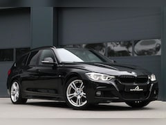 BMW 3-serie Touring - 318i |M-SPORT| Shadowline Led Stoelverw Navi Pdc Xenon Sportzetels 110000KM BJ2017
