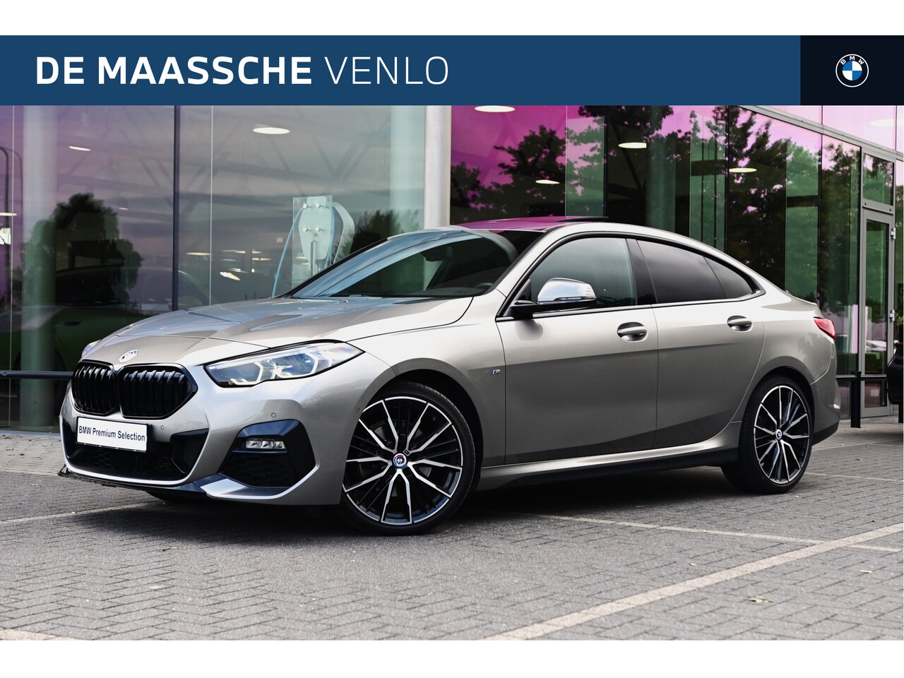BMW 2-serie Gran Coupé - 218i M Sport Automaat / Panoramadak / Achteruitrijcamera / Sportstoelen / M Sportonderstel - AutoWereld.nl