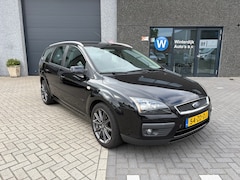 Ford Focus Wagon - 1.6-16V Futura Airco, Navi, Cruise, Stoelvw, Parksensoren