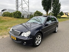 Mercedes-Benz C-klasse Combi - 200 CDI Avantgarde Automaat Navi Trekhaak