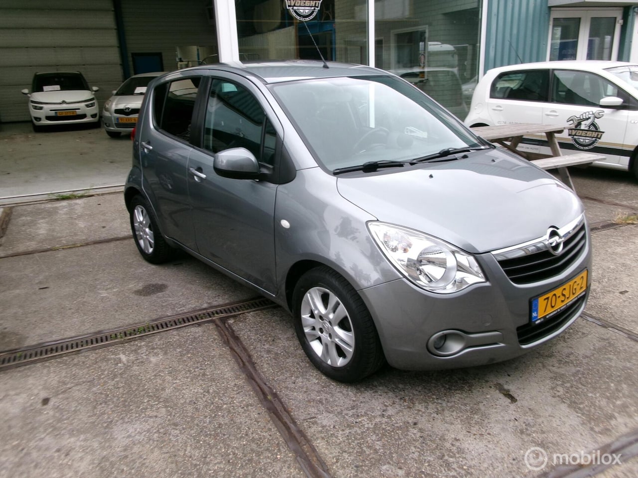 Opel Agila - 1.0 Edition Airco . - AutoWereld.nl