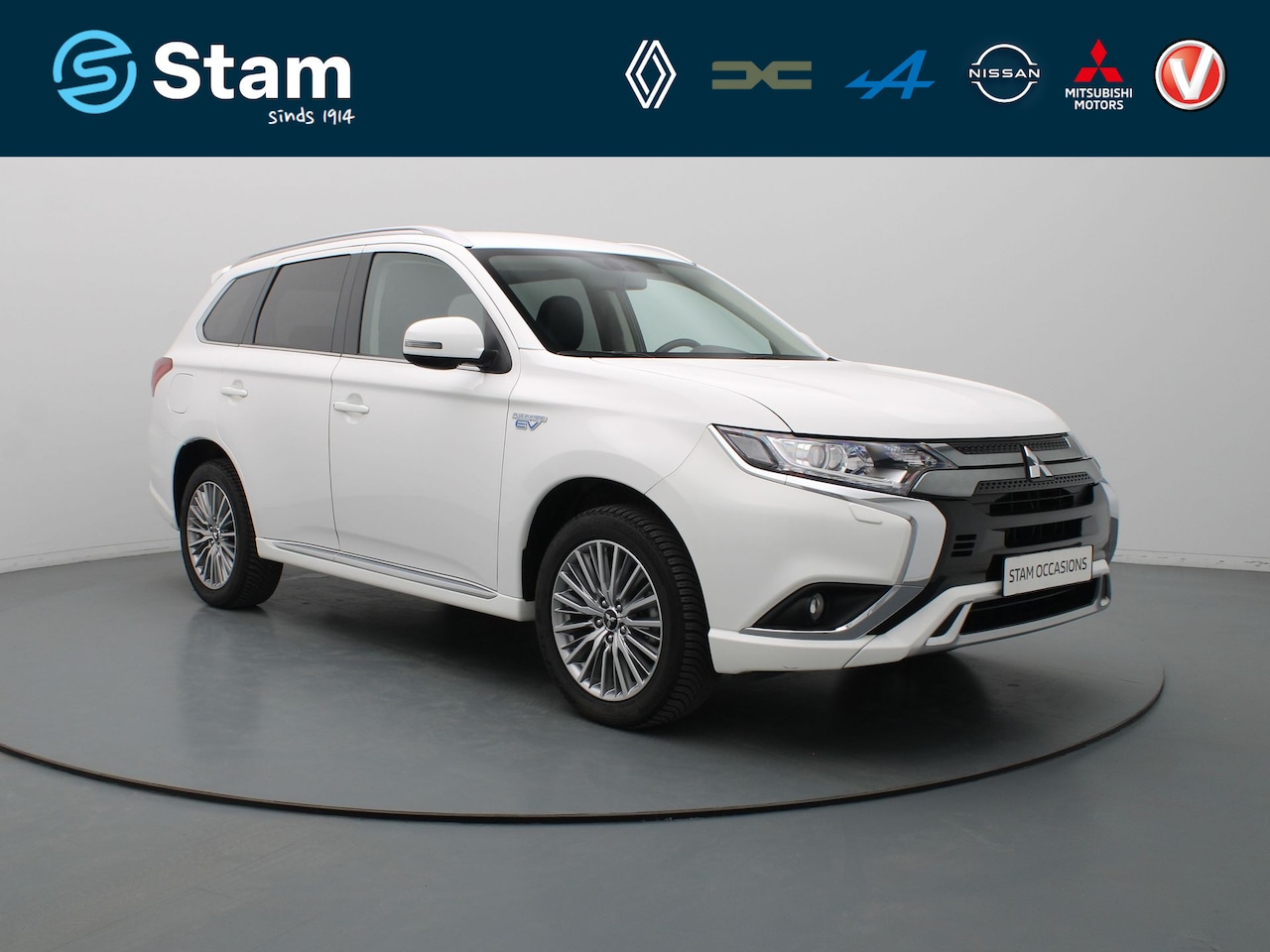 Mitsubishi Outlander - 240pk PHEV Instyle Camera | Climate | Cruise | Stoelverw. - AutoWereld.nl