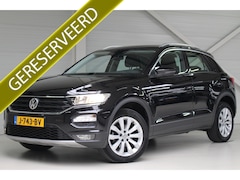 Volkswagen T-Roc - 1.0 TSI Style Business Navigatie | Achteruitrijcamera | 17" Velgen | Stoelverwarming