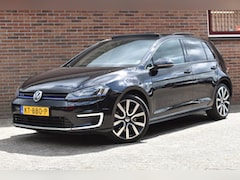 Volkswagen Golf - 1.4 TSI GTE Connected Series '16 Pano Leder Navi Clima Cruise LED Inruil mogelijk