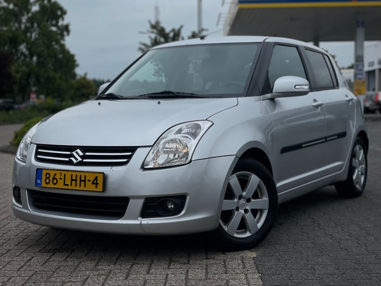 Suzuki Swift - 1.3 LIMITED CRUISECONTROL 130.000KM - AutoWereld.nl