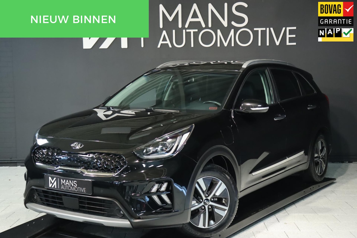 Kia Niro - 1.6 GDI PHEV ExecutiveLine / PANODAK / KEYLESS / DODEHOEK / CAMERA / JBL - AutoWereld.nl
