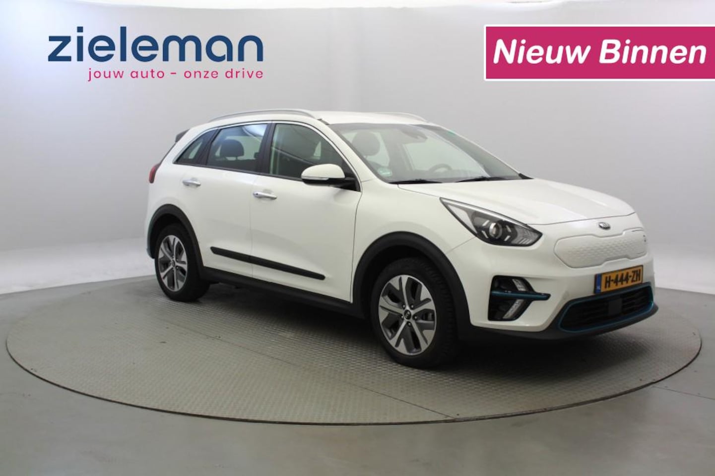Kia e-Niro - Fase 3 DynamicLine 64 kWh - Carplay, Camera, Stoelverw. SOH 100% - AutoWereld.nl