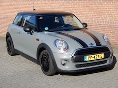 MINI One - One Salt AUTOMAAT navigatie
