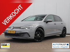 Volkswagen Golf - 1.0 eTSI Life Business Automaat 18 inch LMV Virtual Sportstoelen Navigatie Camera Sfeerver