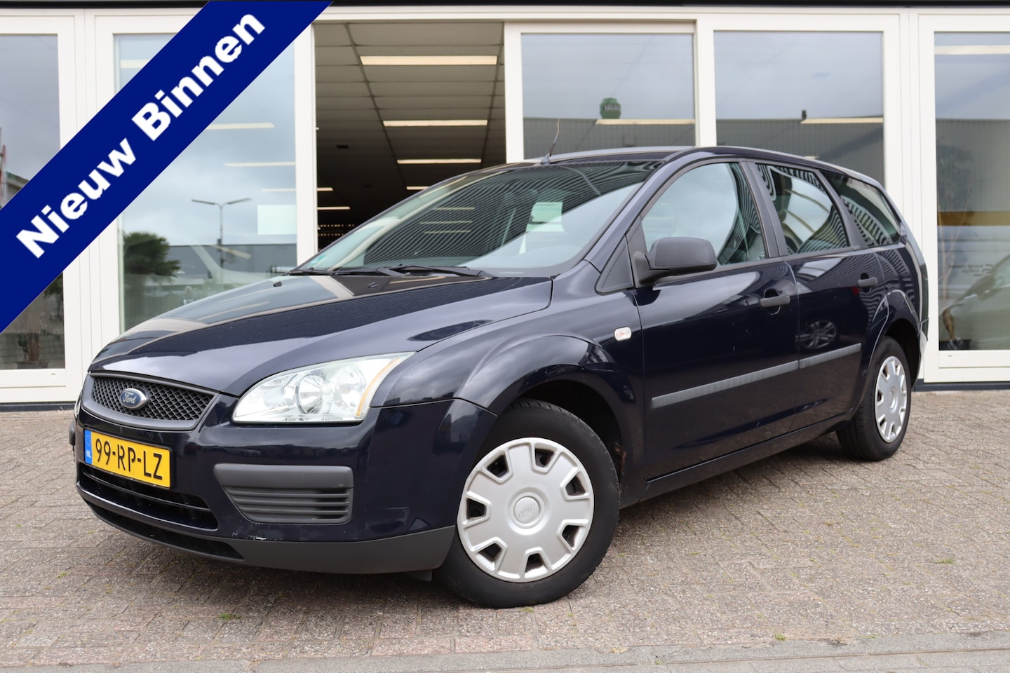 Ford Focus Wagon - Automaat, Airco, Cruise Control, Trekhaak, 1.6-16V Trend - AutoWereld.nl