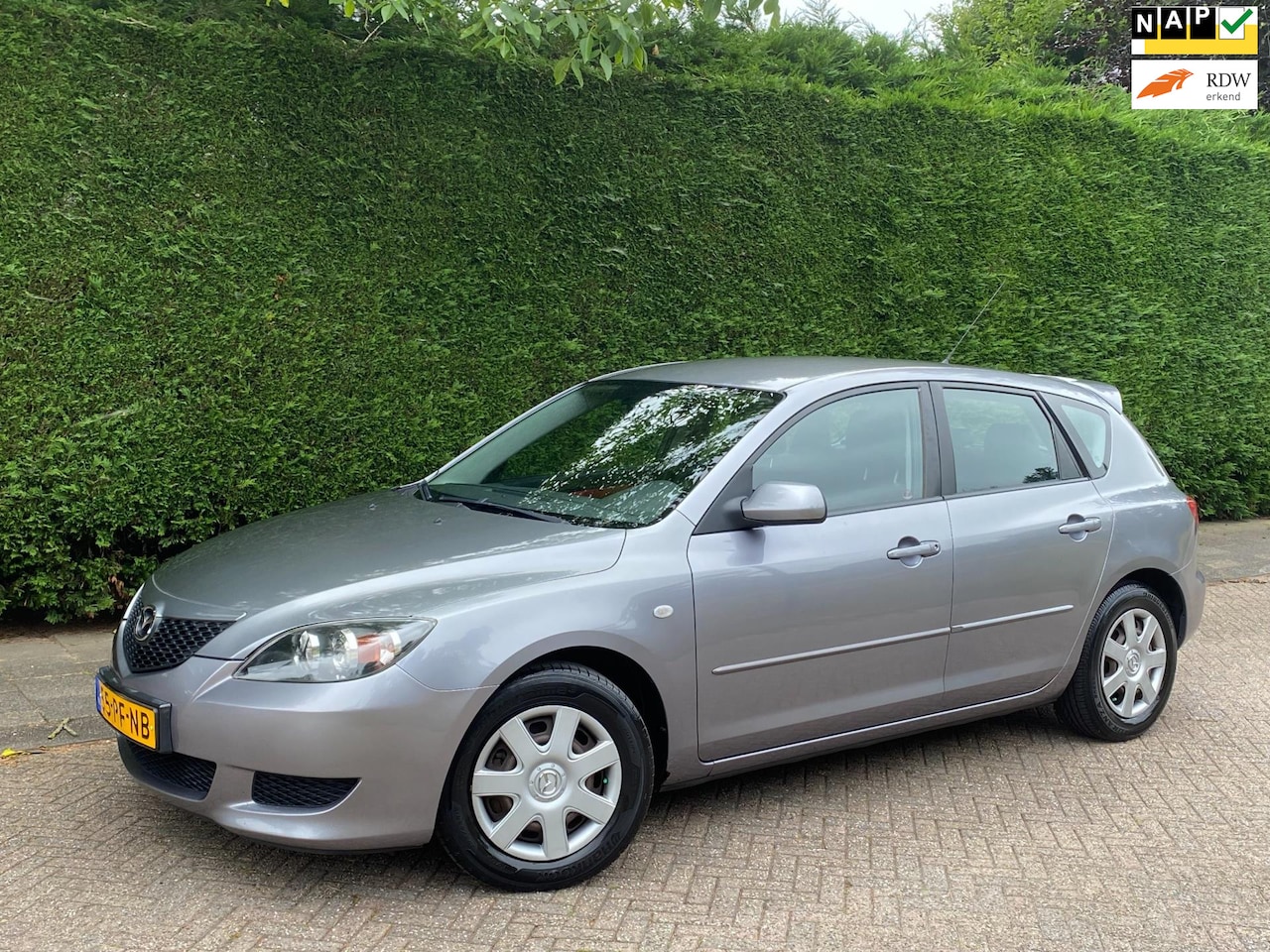 Mazda 3 Sport - 1.6 AIRCO/LAGE KM/LEER/RIJDT SUPER/APK 6-2026! - AutoWereld.nl