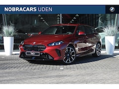 BMW 1-serie - 120 High Executive M Sport Automaat / Panoramadak / Sportstoelen / Adaptieve LED / M Adapt