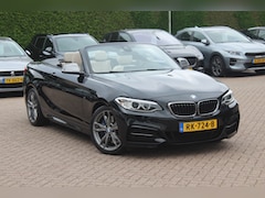 BMW 2-serie Cabrio - M240i xDrive High Exe. M Sport / Camera / Leder / Harman Kardon / 18'' / Keyless / Navigat