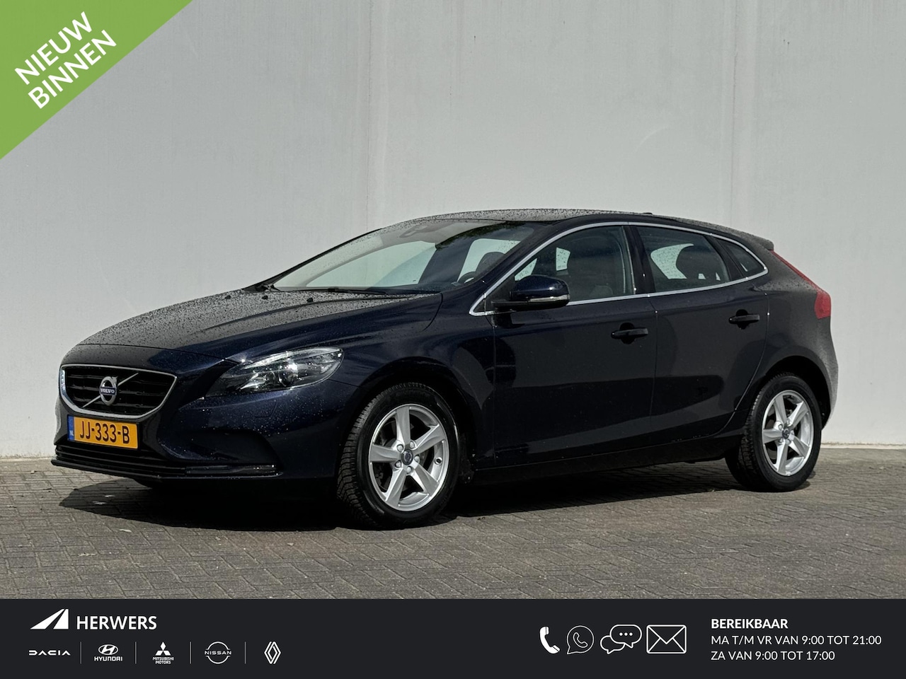 Volvo V40 - 2.0 T2 Nordic+ / Navigatie / Climate Control / Cruise Control / Stoelverwarming - AutoWereld.nl