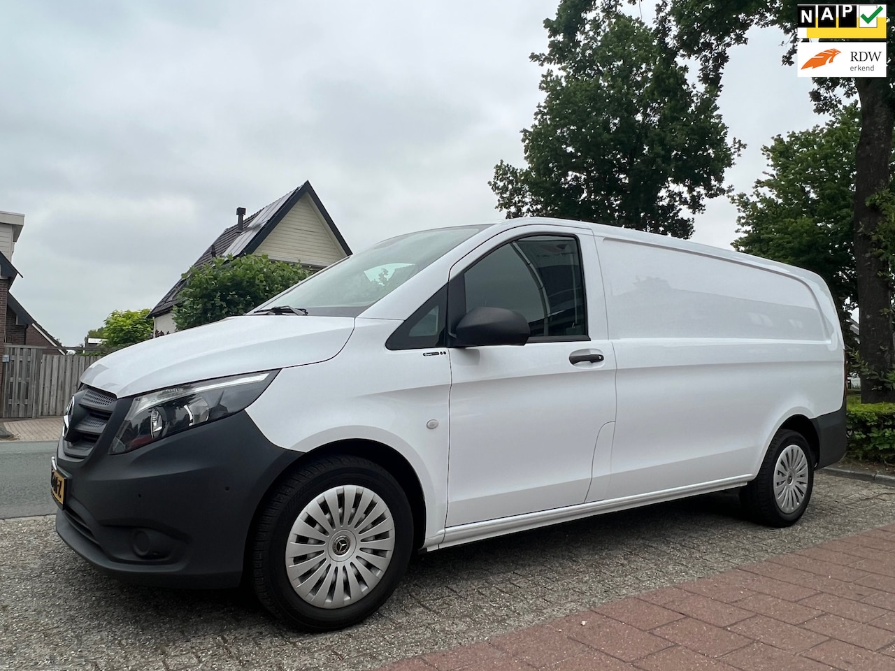 Mercedes-Benz Vito - 114 CDI Extra Lang Automaat/ECC/Camera NAP. - AutoWereld.nl