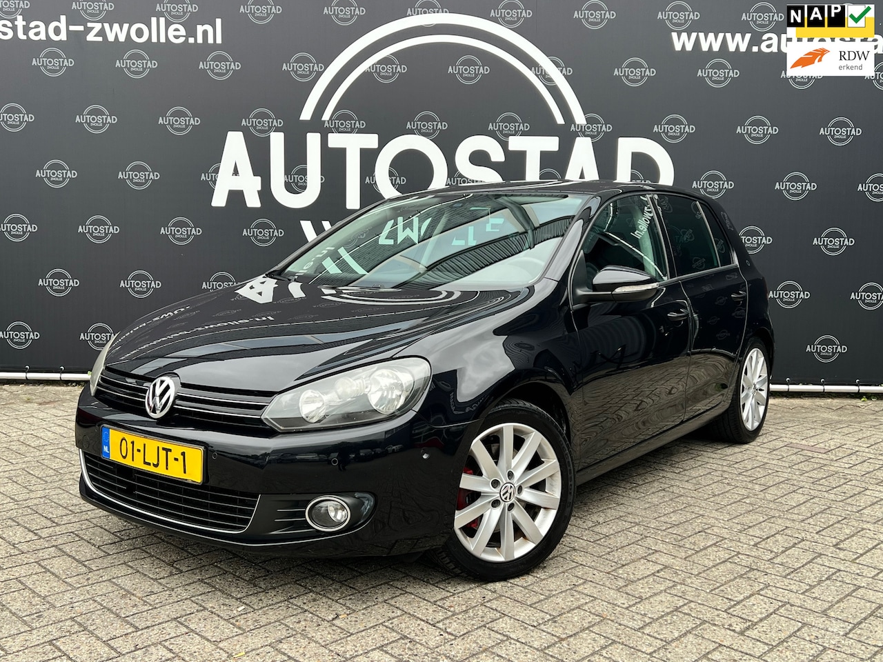 Volkswagen Golf - 1.4 TSI Highline NL-Auto/2e Eigenaar/Automaat/NAP/APK/Navi/Airco - AutoWereld.nl