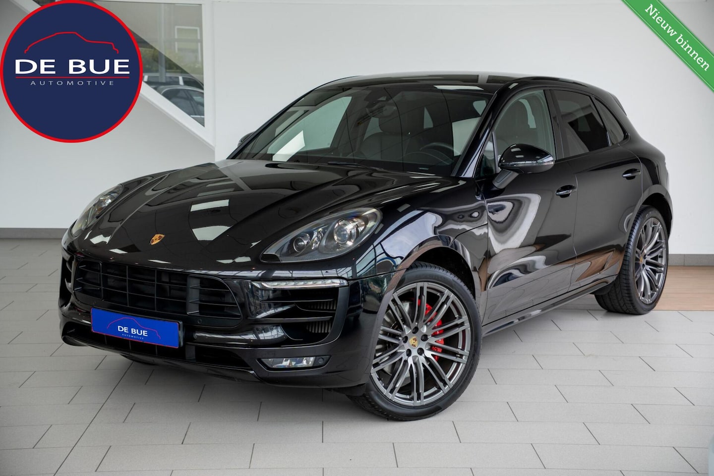 Porsche Macan - 3.6 Turbo|SportDesign|Keyless|CarPlay|BOSE|Carbon|Standkachel|Facelift|Dealer Onderhouden - AutoWereld.nl