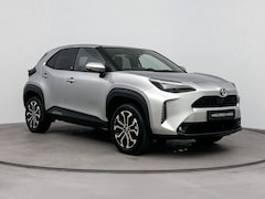 Toyota Yaris Cross - 1.5 Hybrid 115 First Edition | Navigatie | Stoelverwarming