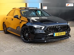 Mercedes-Benz A-klasse - 250 AMG 45 Look / AUT / 224 Pk / Open Panoramadak / Digital Cockpit / Sfeerverlichting / L