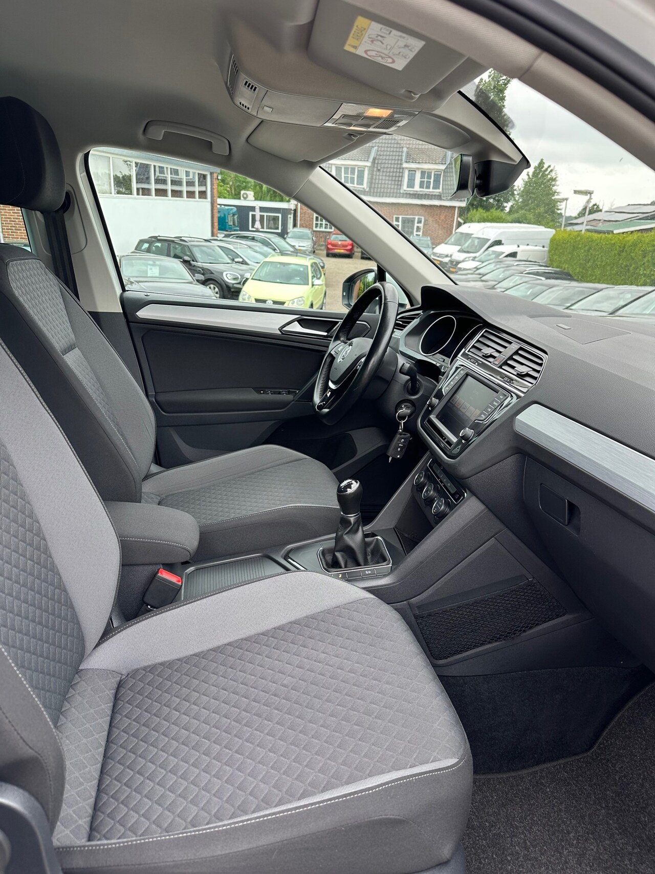 Volkswagen Tiguan - 1.4 TSI Comfortline 1.4 TSI Comfortline, Navi, Cruisecontrol, PDC, Bluetooth