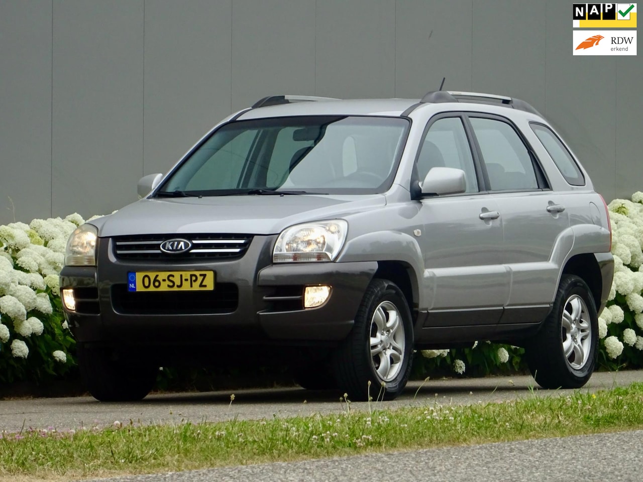 Kia Sportage - 2.0 CVVT Executive Sport // Clima NL Trekhaak - AutoWereld.nl