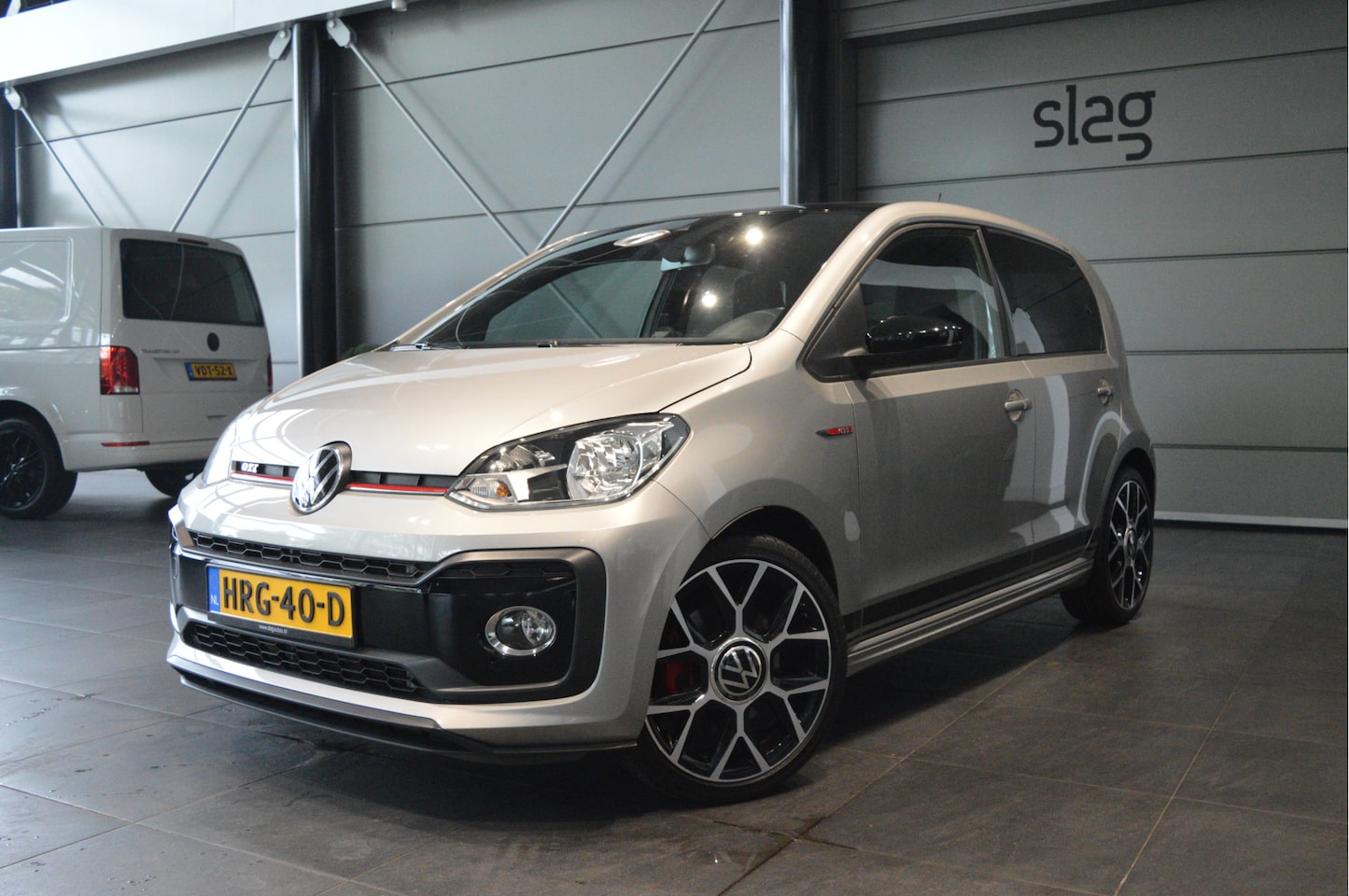 Volkswagen Up! - 1.0 TSI GTI clima cruise camera pdc 17 inch 116 pk !! - AutoWereld.nl