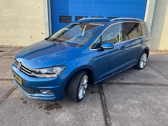 Volkswagen Touran - 1.6 TDI SCR Highline 7p 12-2015 AUTOMAAT