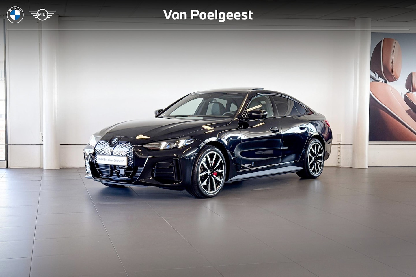BMW i4 - eDrive40 | M Sport | Stoelverwarming | Glazen Schuif-/kanteldak | Achteruitrijcamera | Sel - AutoWereld.nl