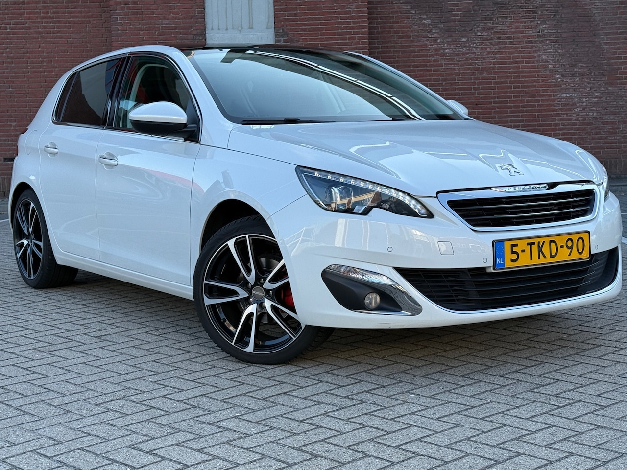 Peugeot 308 - 1.6 THP|PANNO|NAVI|PDC|GOED-ONDERHOUDEN - AutoWereld.nl