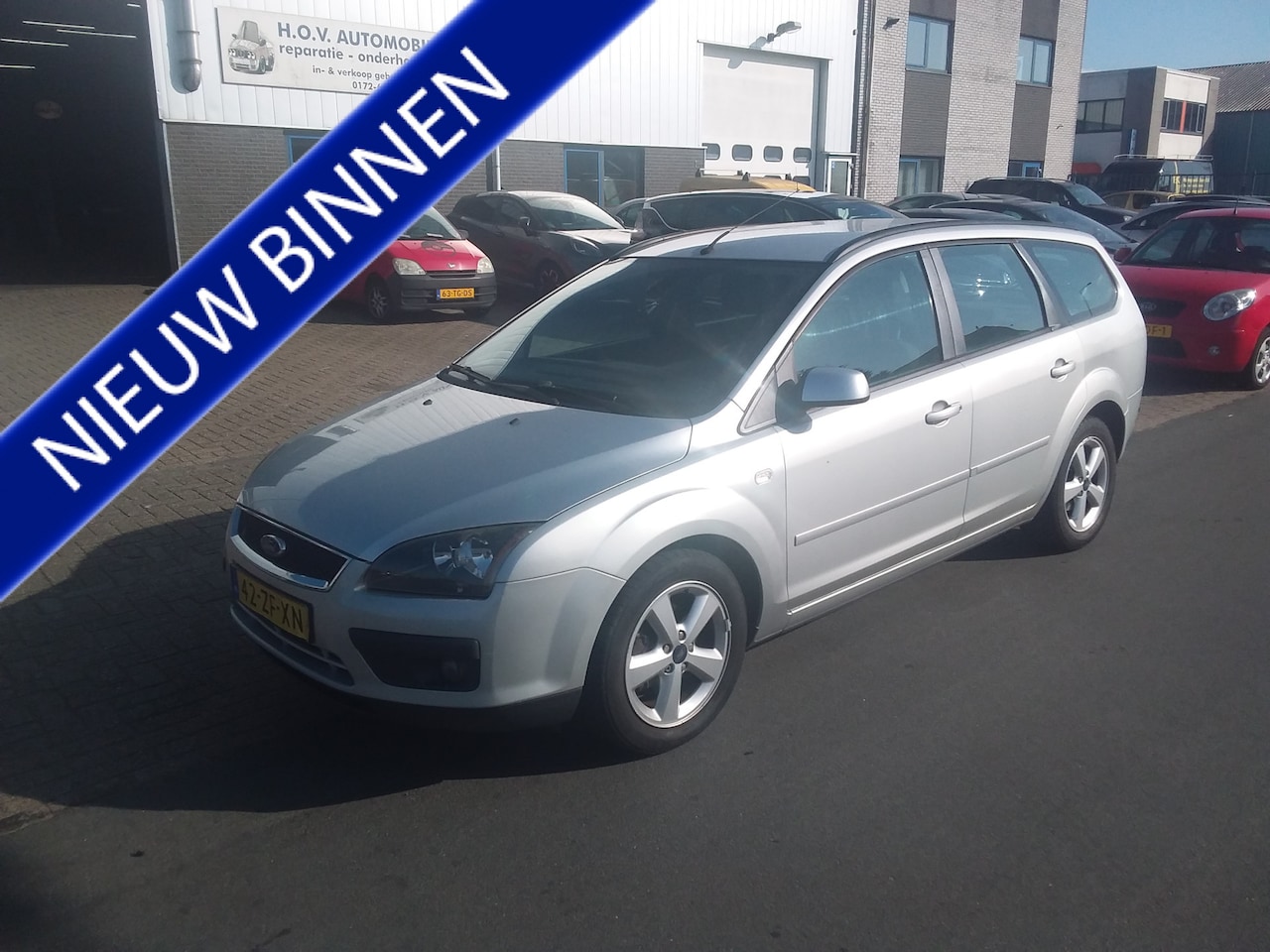 Ford Focus Wagon - 1.8-16V Ambiente FlexiFuel 1.8-16V Ambiente Flexifuel - AutoWereld.nl
