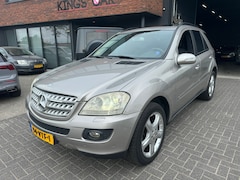Mercedes-Benz M-klasse - 320 CDI XENON LUCHTVERING GRIJS KENTEKEN