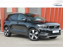 Volvo XC40 - T3 Momentum Business | Parkeercamera | Stoelverwarming | Trekhaak | Pilot Assist | Keyless