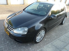 Volkswagen Golf - 1.6 FSI Sportline